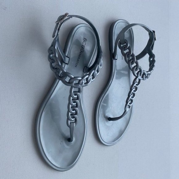 BCBGeneration Jelly Lex Thongs Chain Sandals Flats Grey - Picture 3 of 4